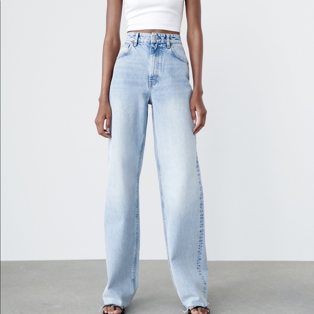 Zara wide leg light wash jeans